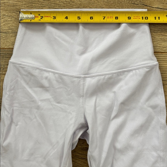 Lululemon Align 8” Inseam Biker Shorts Lavender Light Purple, Size 4 - Picture 5 of 10